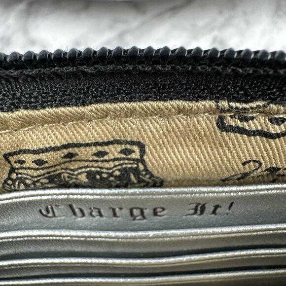 Vintage y2k Juicy Couture Brown Velvet Queen of Couture Wristlet Pouch Wallet - Picture 7 of 9